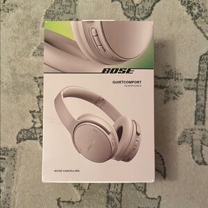 NEW Bose QuietComfort Headphones